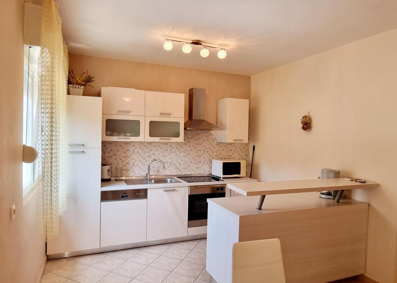 Apartman Anka Palit Bagian luar foto