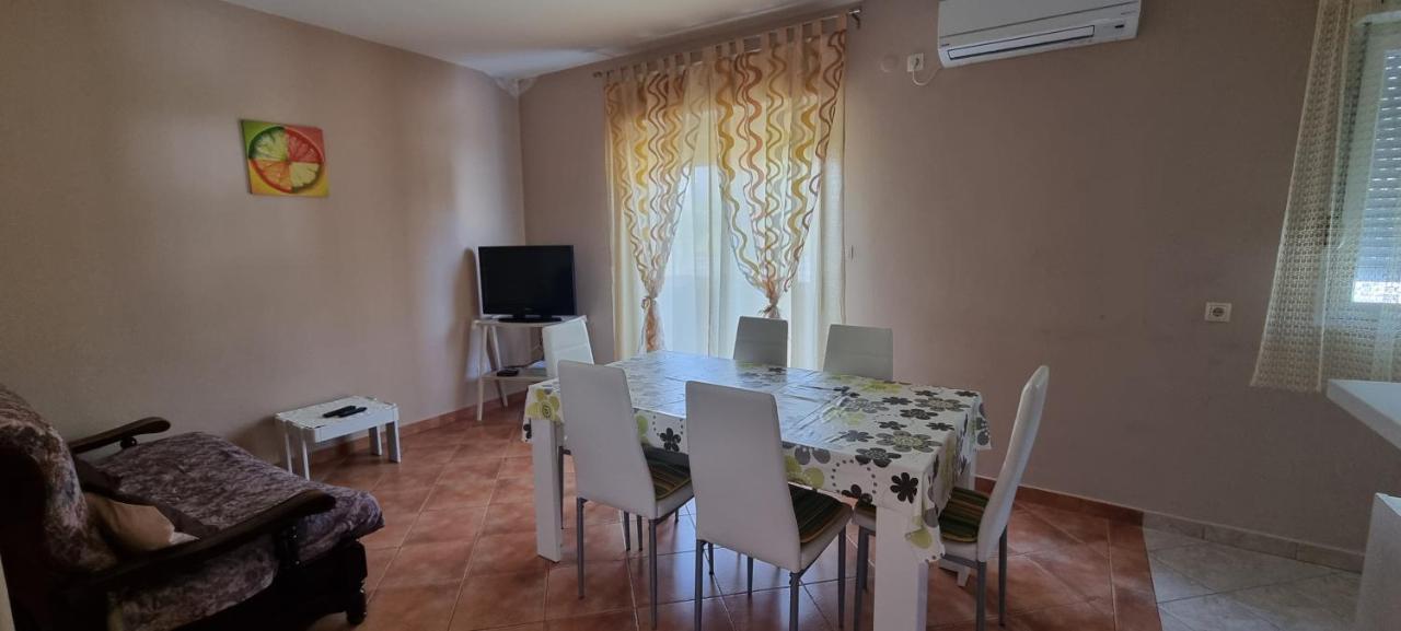 Apartman Anka Palit Bagian luar foto